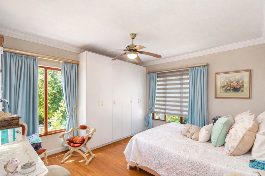 5 Bedroom Property for Sale in Meerhof North West